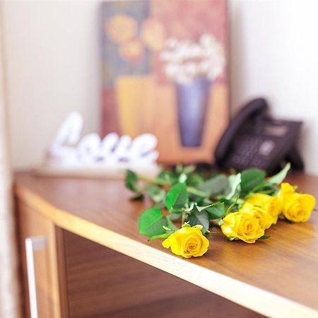 วิลลา ไอนา บูทิก โฮเต็ล Hotel Lasko ภายนอก รูปภาพ